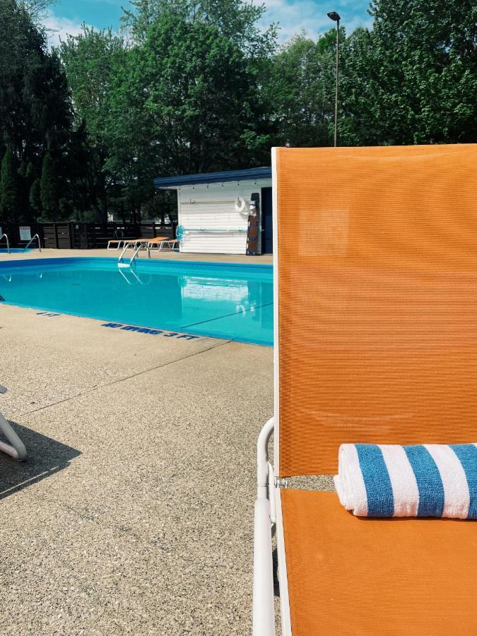 Starlite Resort Saugatuck Εξωτερικό φωτογραφία